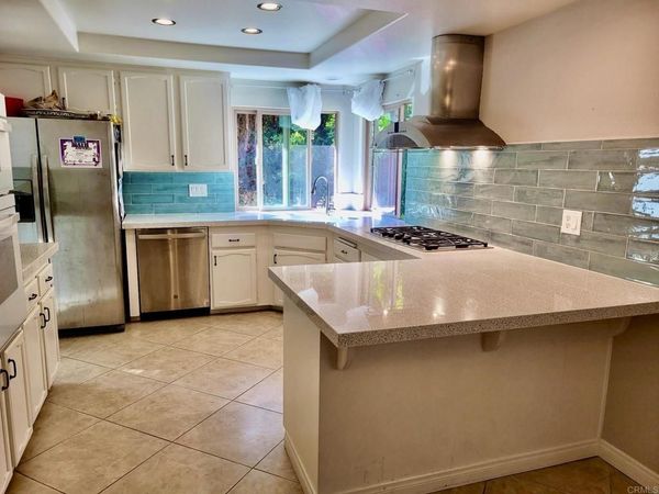 2895 Brentwood Court, Carlsbad, CA 92008