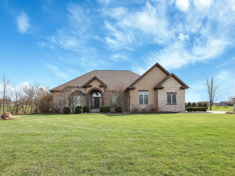 1577 Winding Oak Drive NW, Baltimore, OH 43105 Photo 1