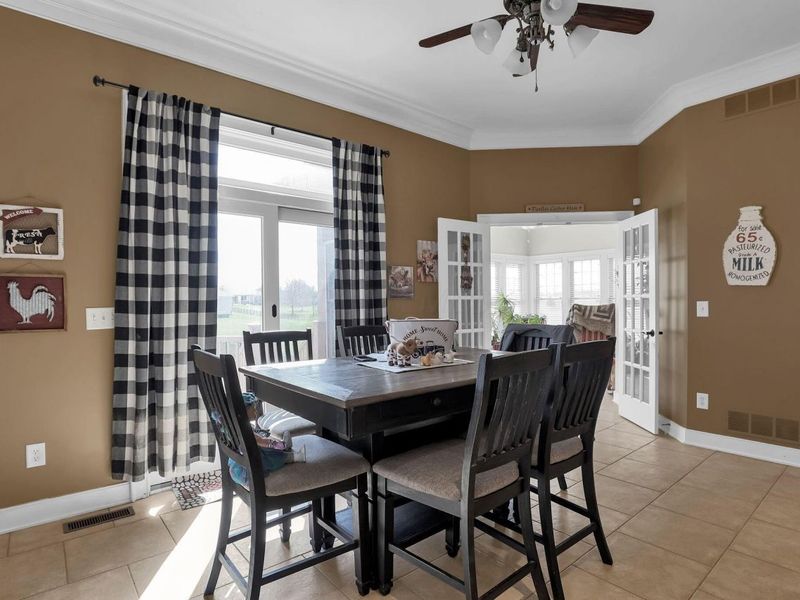 1577 Winding Oak Drive NW, Baltimore, OH 43105 Photo 15