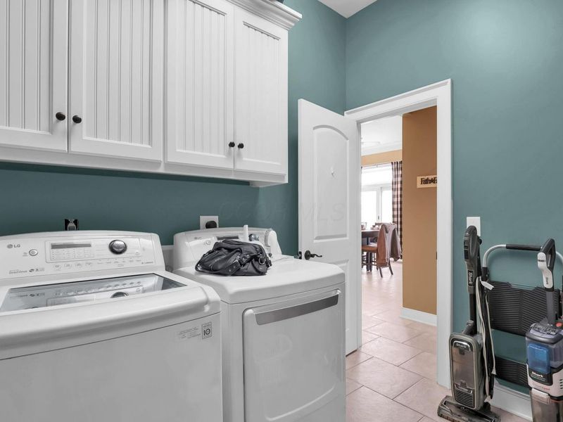 1577 Winding Oak Drive NW, Baltimore, OH 43105 Photo 19