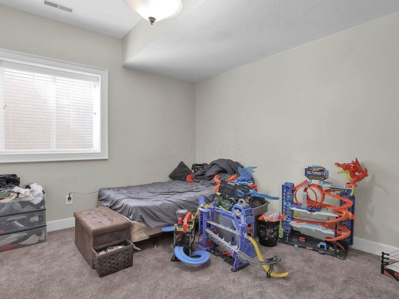 1577 Winding Oak Drive NW, Baltimore, OH 43105 Photo 36