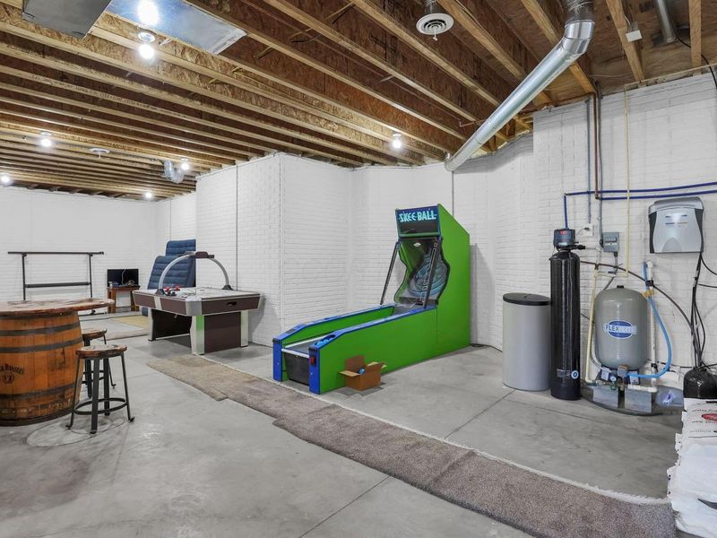 1577 Winding Oak Drive NW, Baltimore, OH 43105 Photo 47