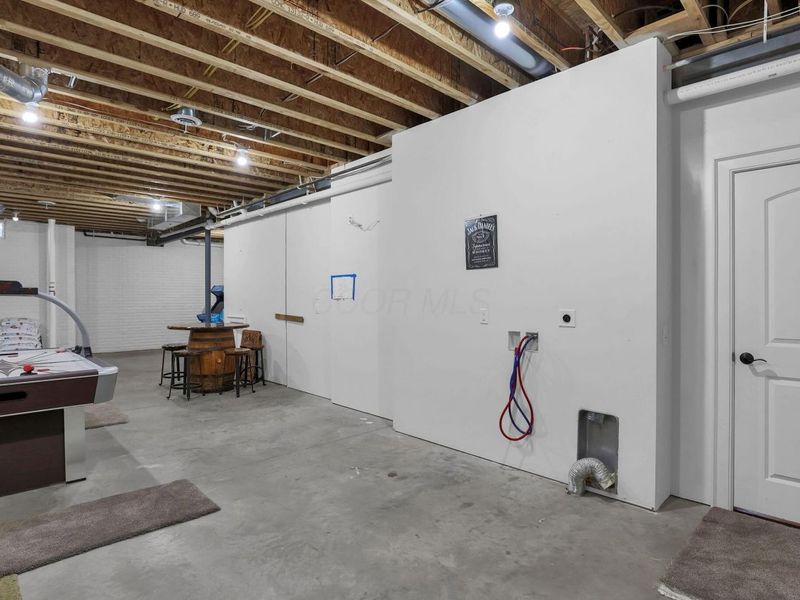 1577 Winding Oak Drive NW, Baltimore, OH 43105 Photo 48