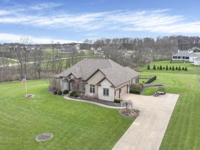 1577 Winding Oak Drive NW, Baltimore, OH 43105 Photo 58