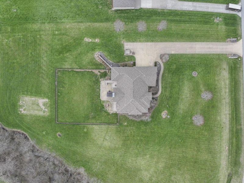 1577 Winding Oak Drive NW, Baltimore, OH 43105 Photo 60