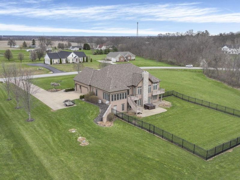 1577 Winding Oak Drive NW, Baltimore, OH 43105 Photo 63