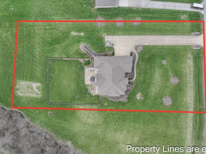 1577 Winding Oak Drive NW, Baltimore, OH 43105 Photo 66