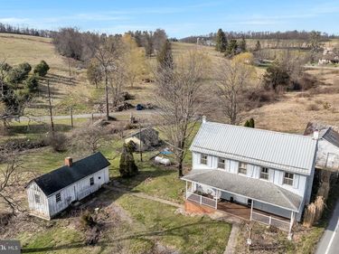 6196 WAGGONERS GAP ROAD, LANDISBURG, PA 17040