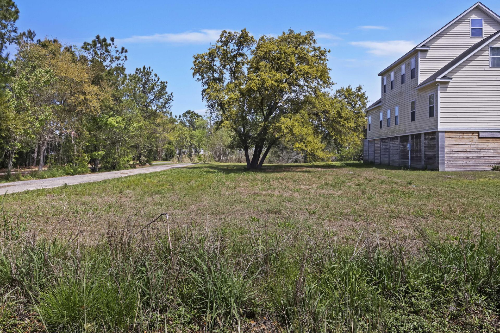 1371 River Road Photo 9