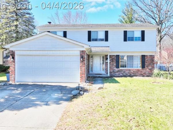 3649 Wakefield Drive, Troy, MI 48083