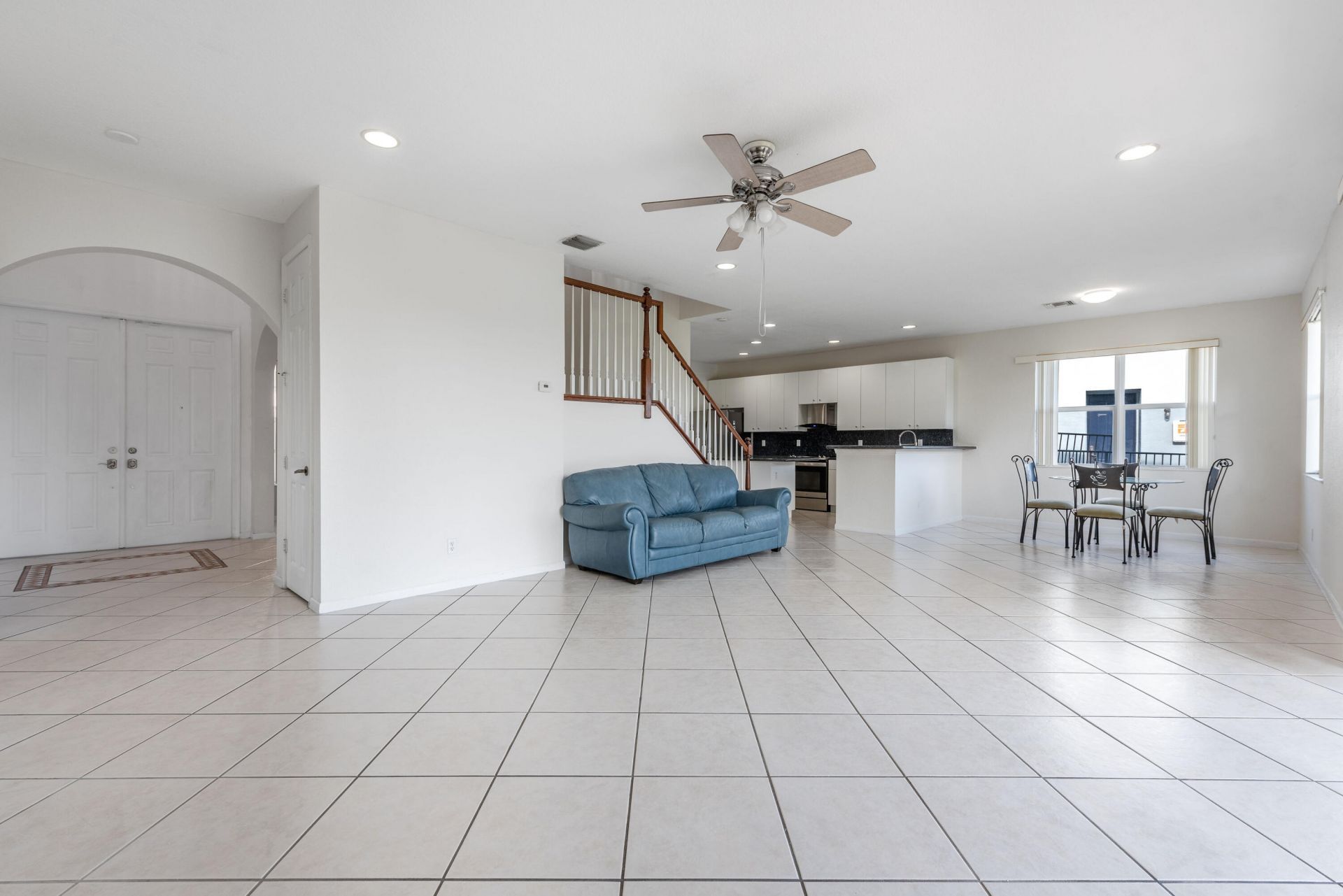 102 Ibisca Terrace, Royal Palm Beach, FL 33411 Photo