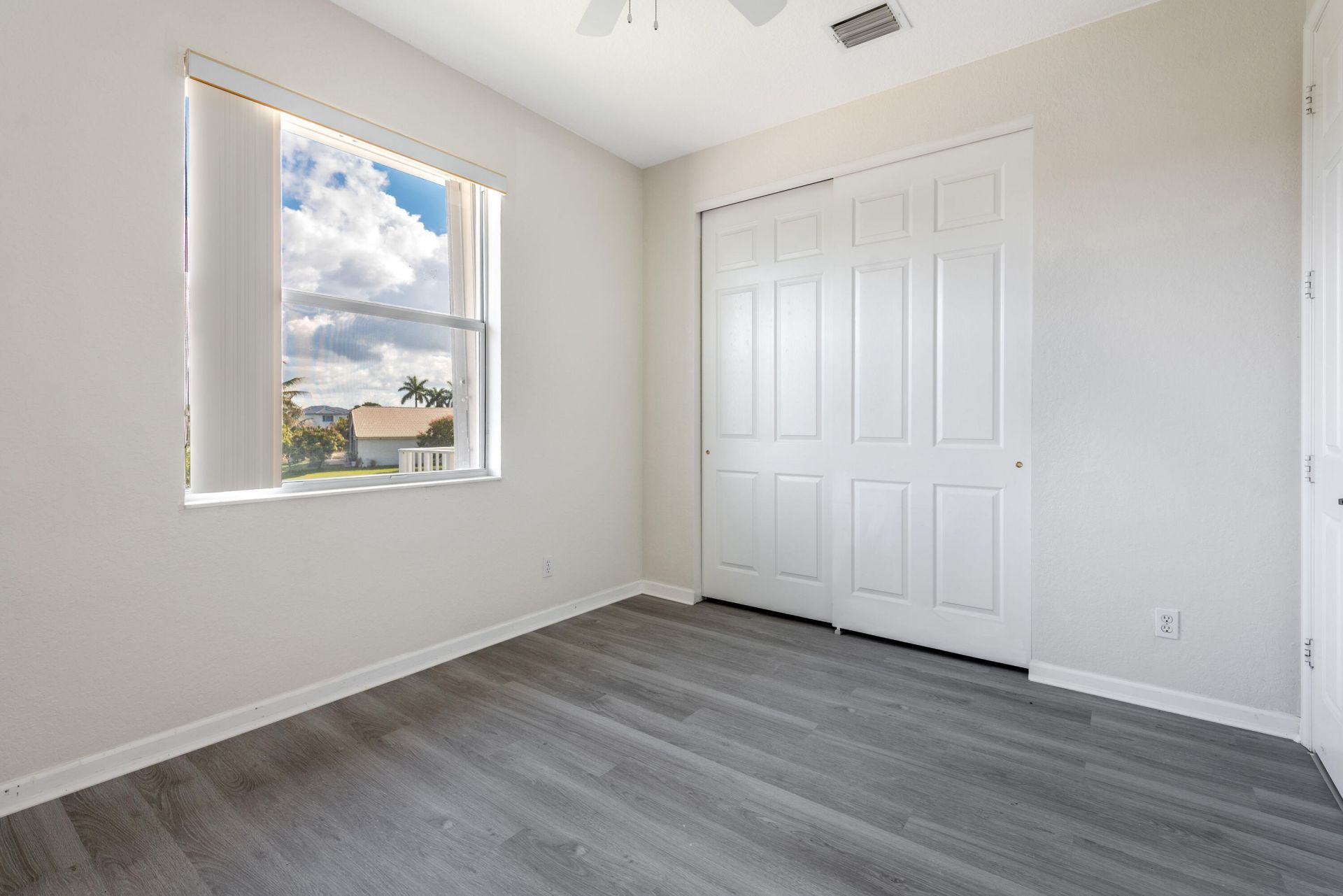 102 Ibisca Terrace, Royal Palm Beach, FL 33411 Photo