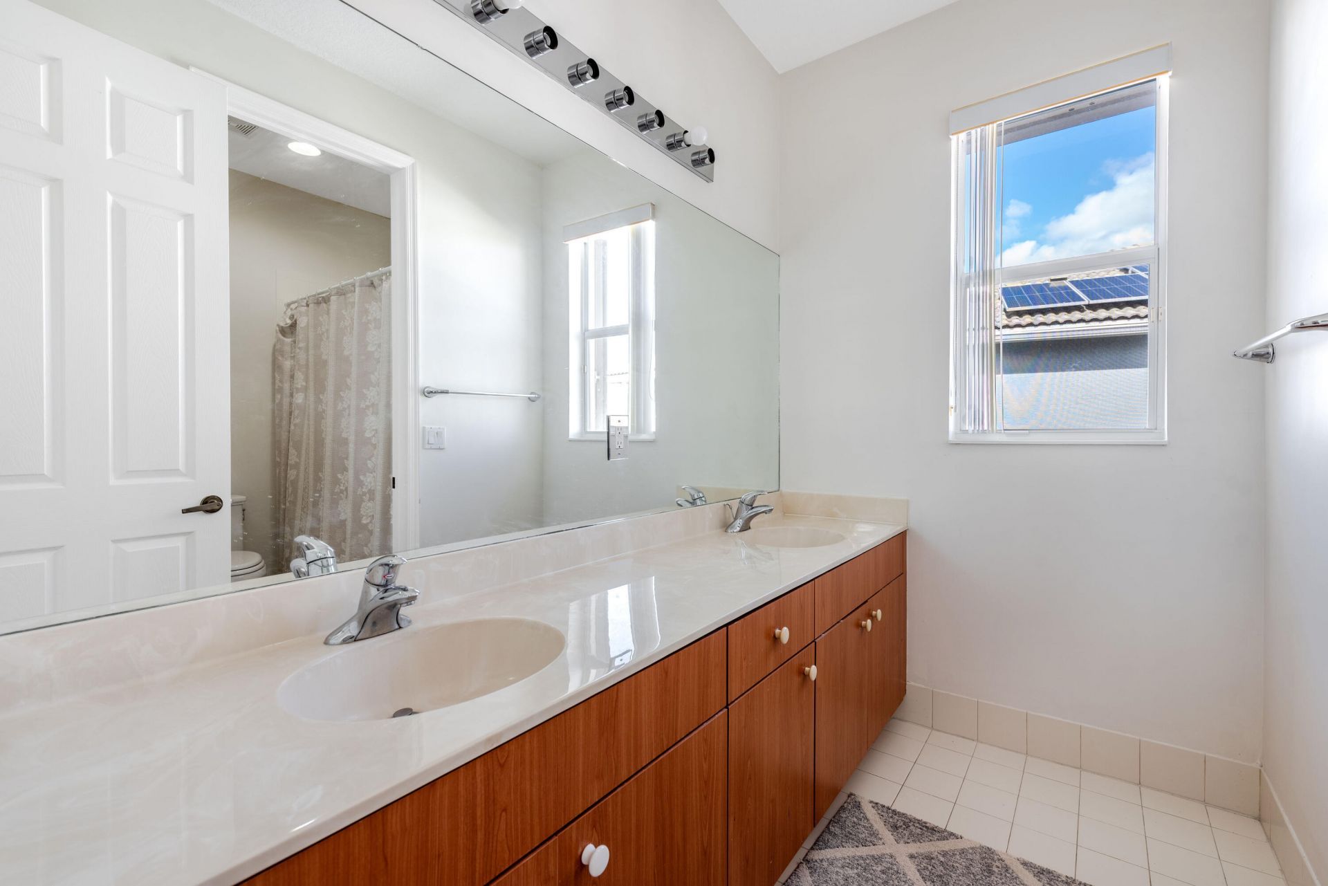 102 Ibisca Terrace, Royal Palm Beach, FL 33411 Photo