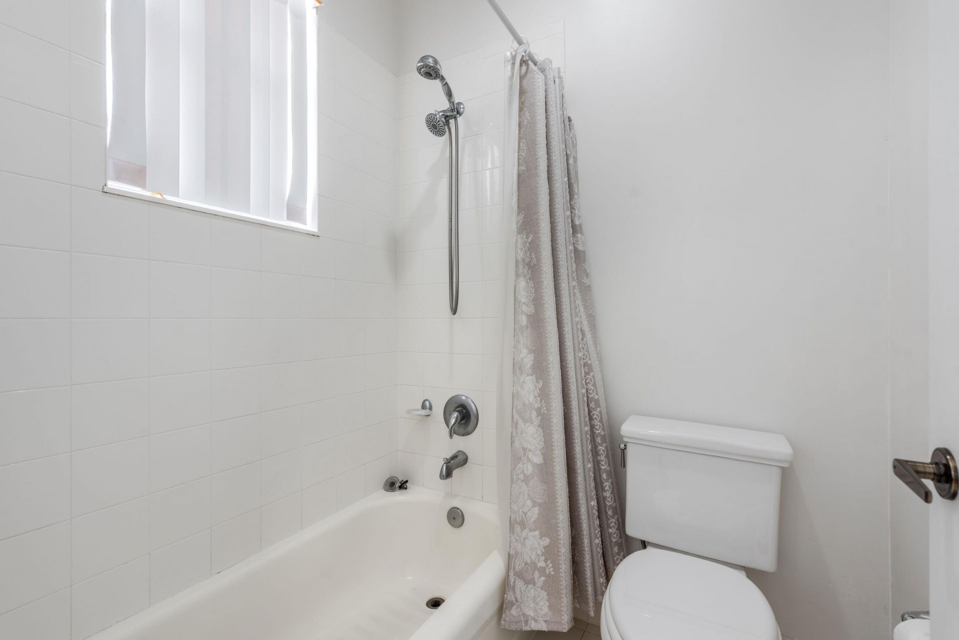 102 Ibisca Terrace, Royal Palm Beach, FL 33411 Photo