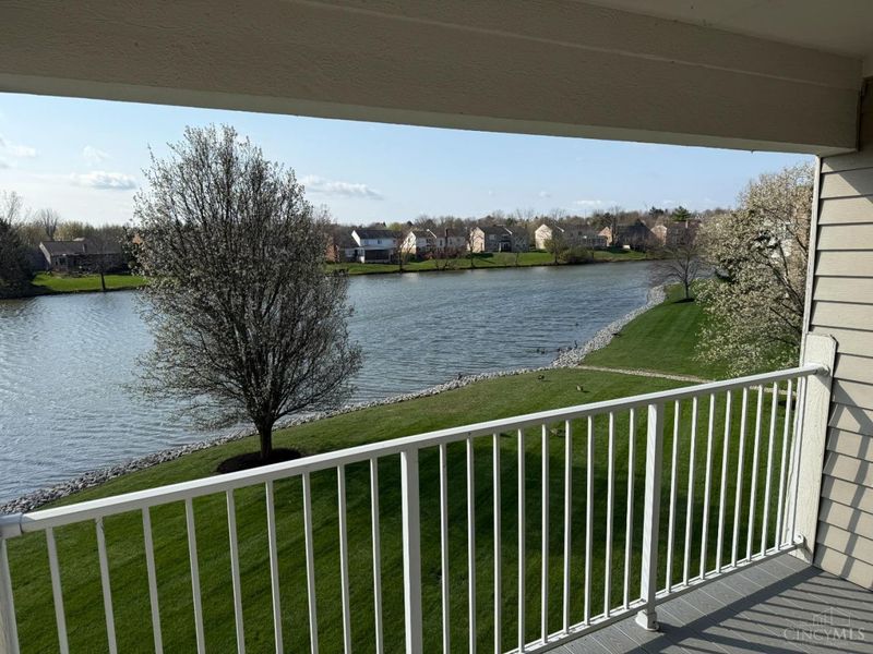 7470 Waterford Drive, Unit 302, Deerfield Twp., OH 45040 Photo 14