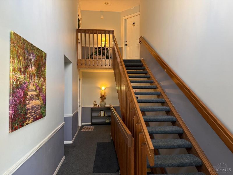 7470 Waterford Drive, Unit 302, Deerfield Twp., OH 45040 Photo 3