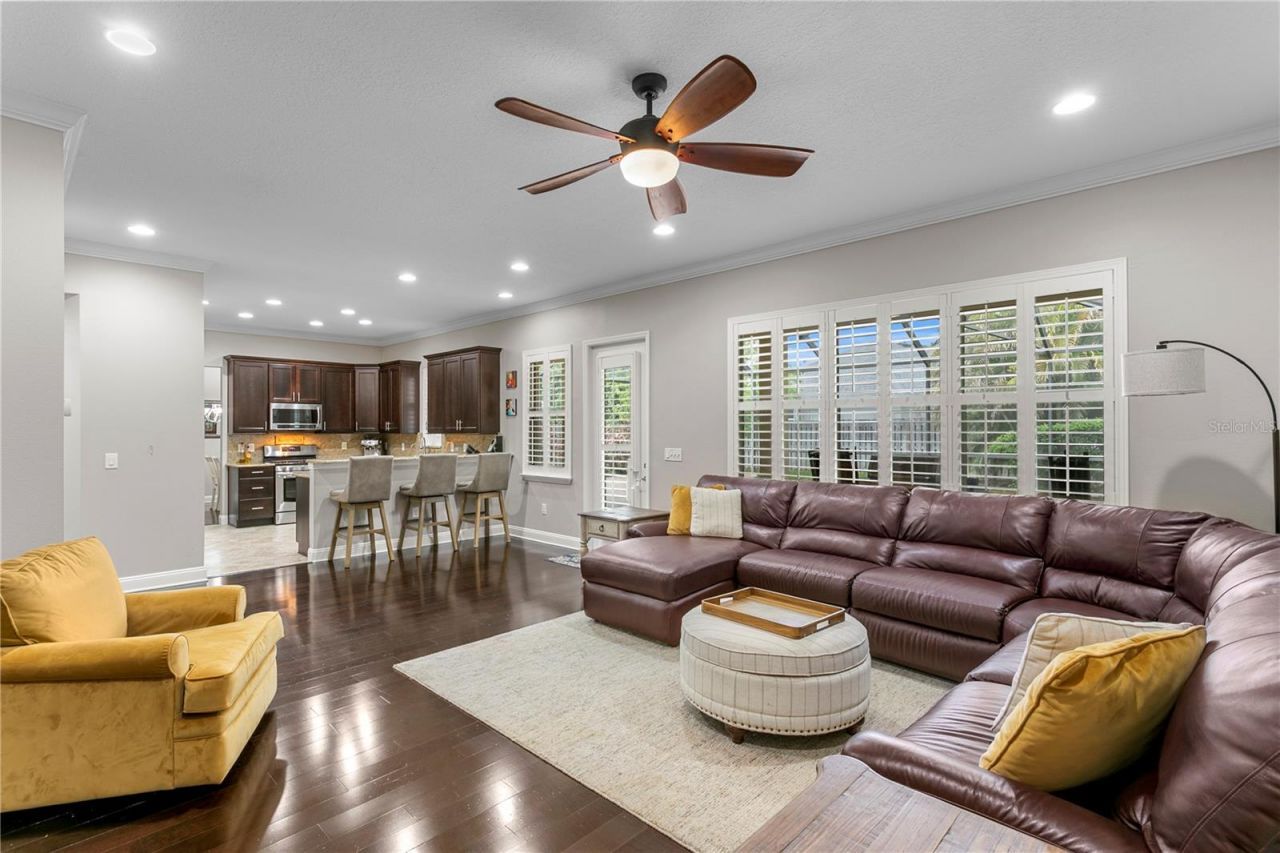 10121 Kingsbridge Avenue , Tampa, FL 33626 Photo