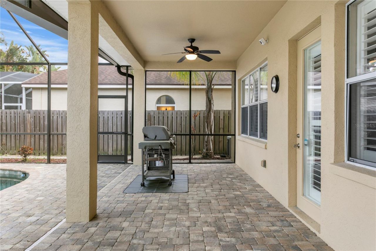 10121 Kingsbridge Avenue , Tampa, FL 33626 Photo