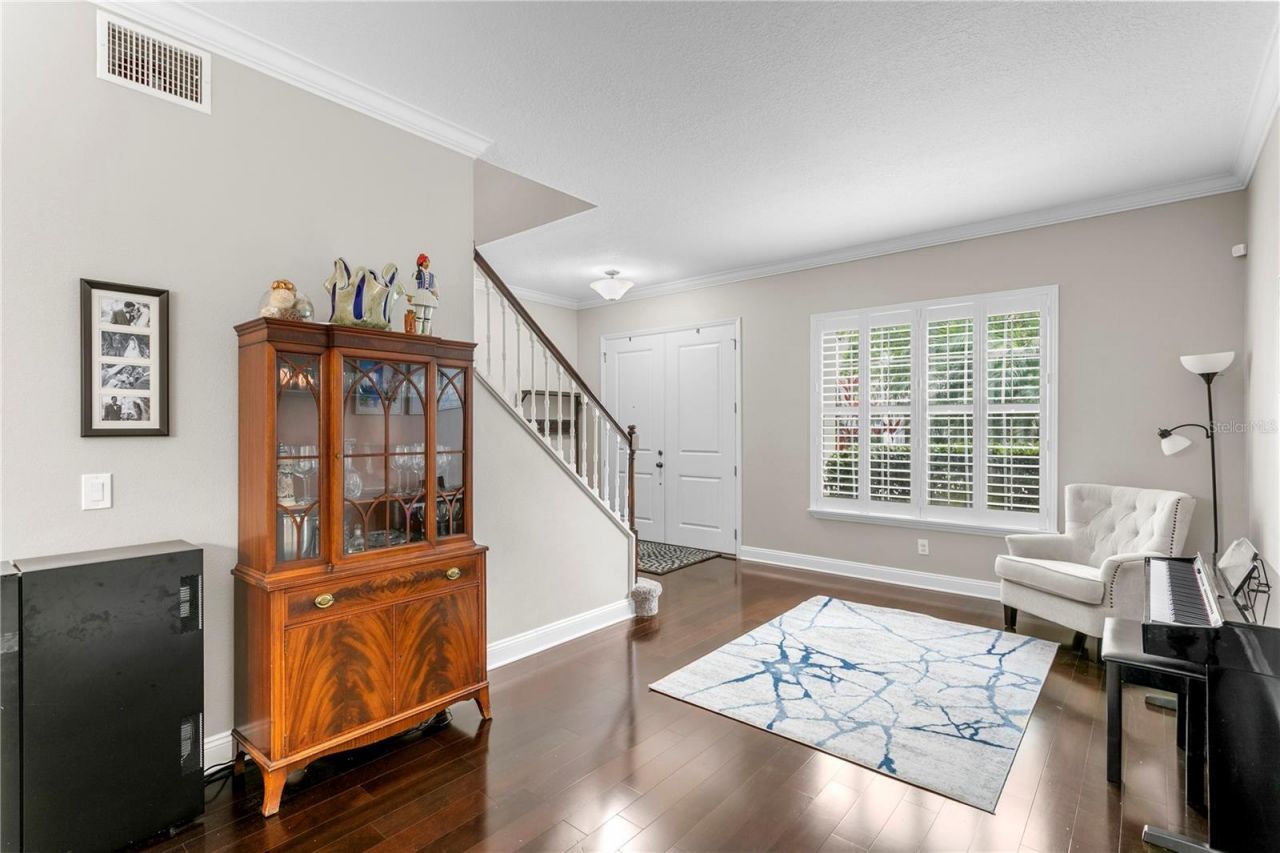 10121 Kingsbridge Avenue , Tampa, FL 33626 Photo