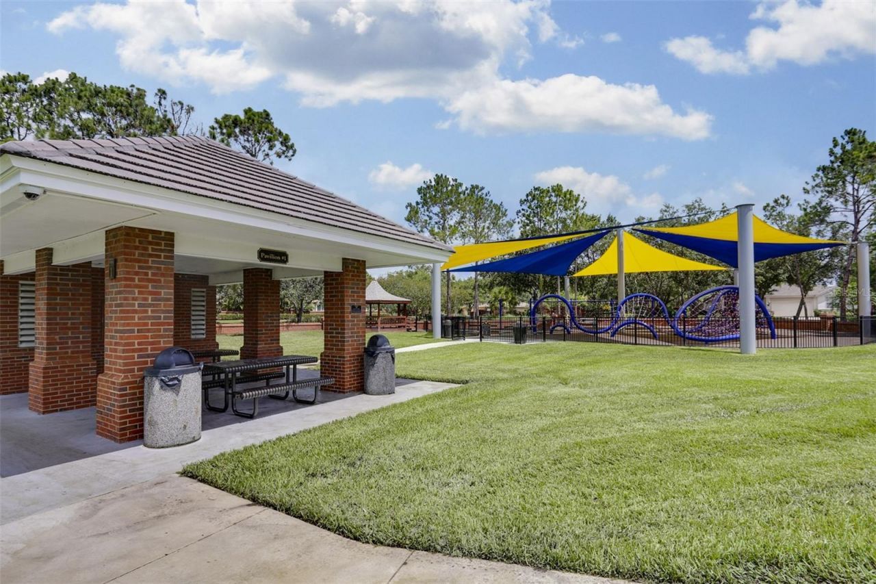 10121 Kingsbridge Avenue , Tampa, FL 33626 Photo