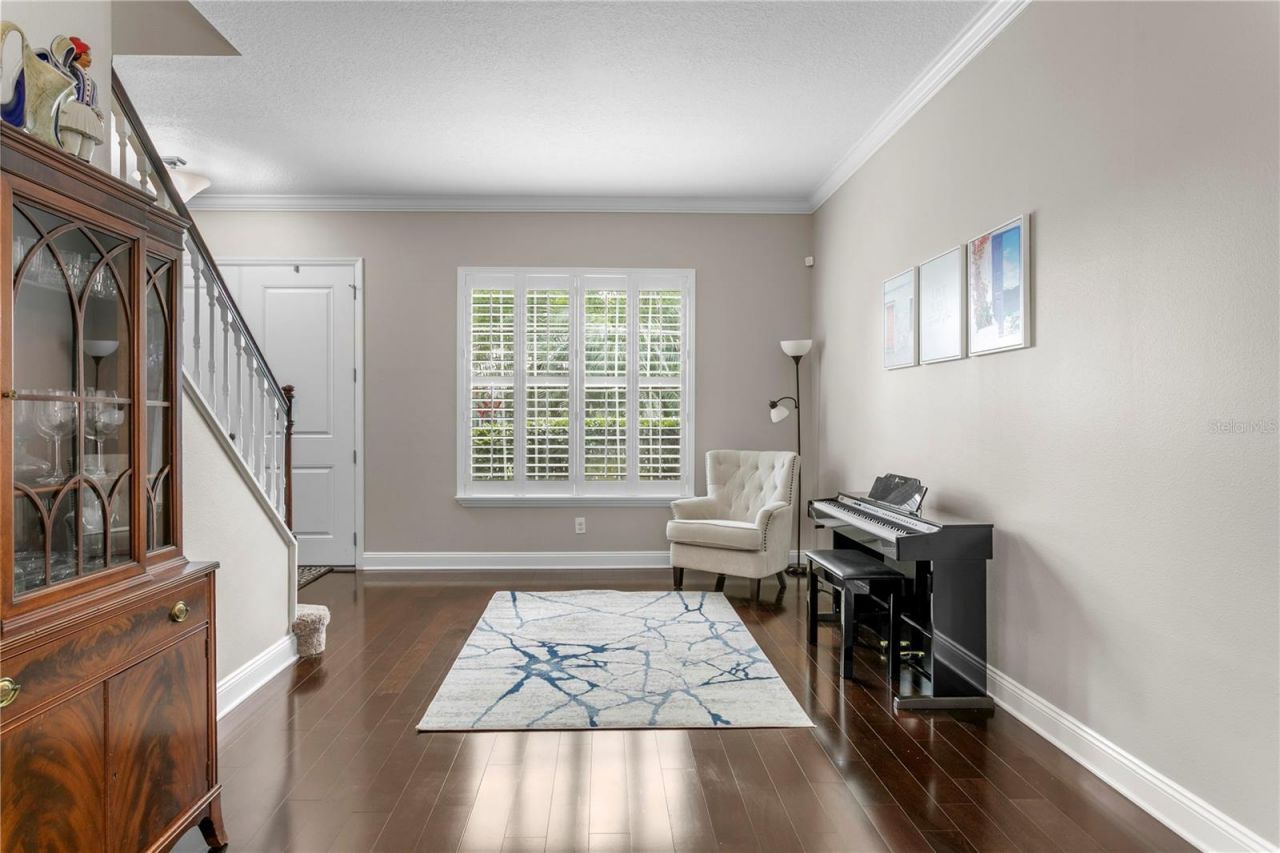 10121 Kingsbridge Avenue , Tampa, FL 33626 Photo