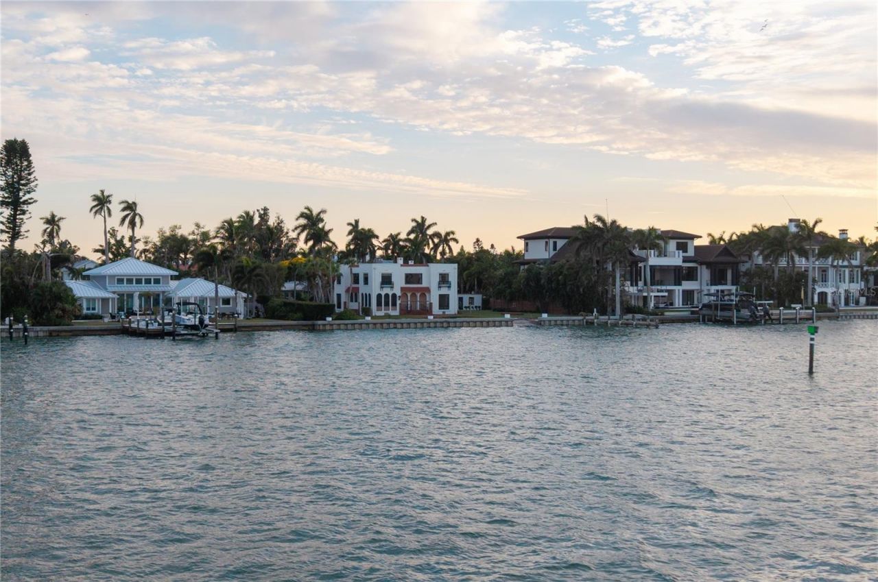 679 Norsota Way, Sarasota, FL 34242 Photo