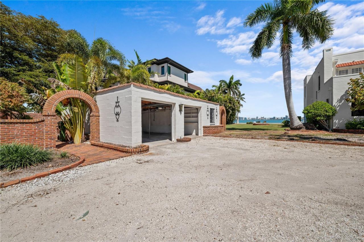 679 Norsota Way, Sarasota, FL 34242 Photo