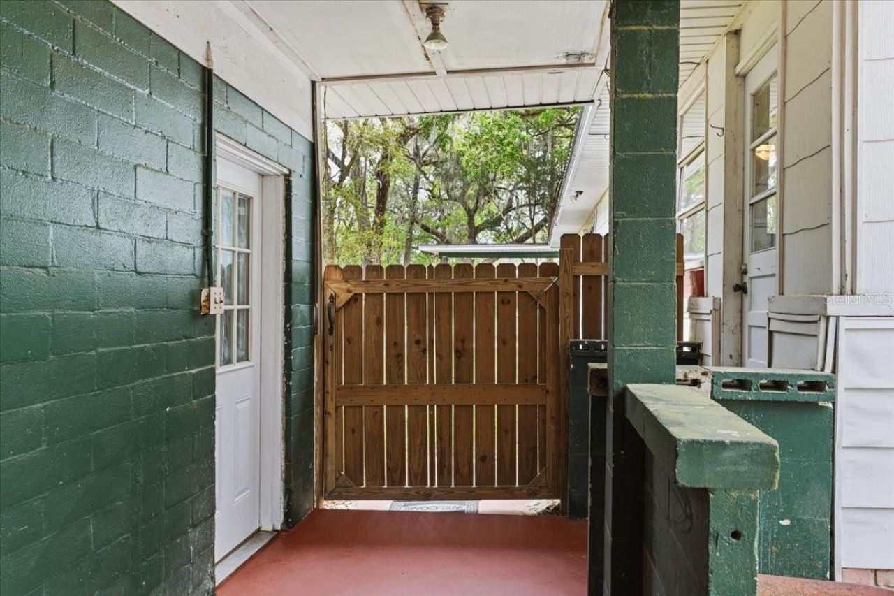 779 NW 37th Street , Gainesville, FL 32607 Photo