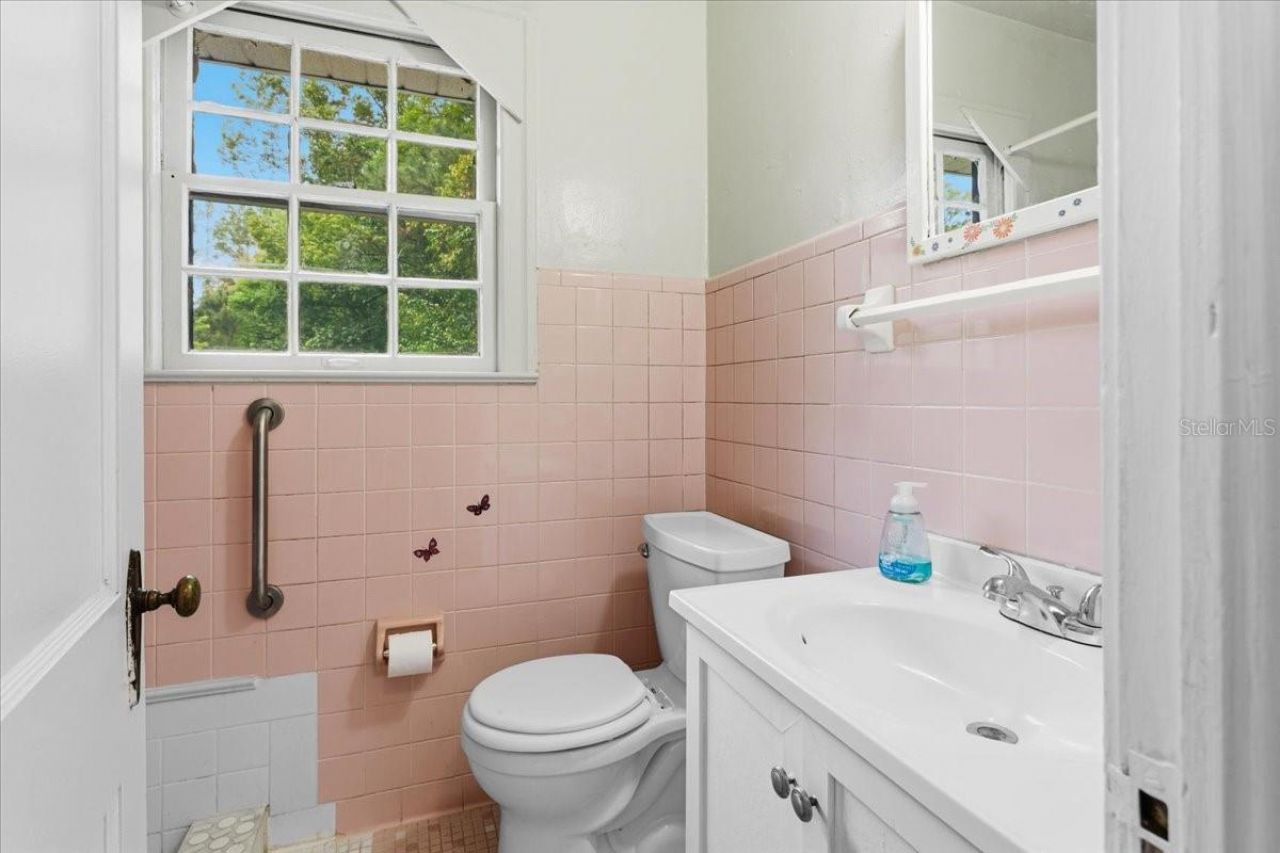 779 NW 37th Street , Gainesville, FL 32607 Photo