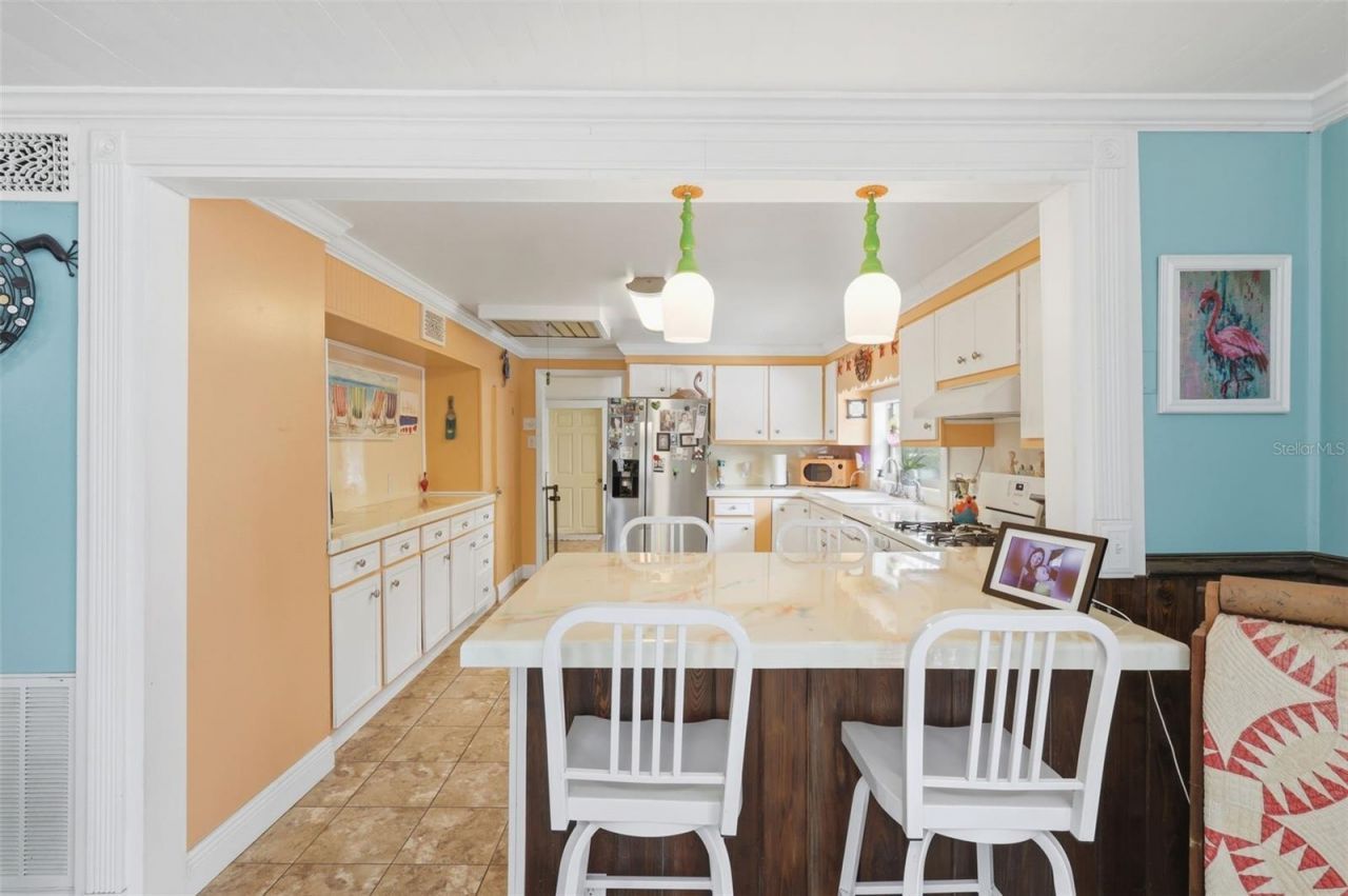 460 Alhambra Avenue, De Leon Springs, FL 32130 Photo
