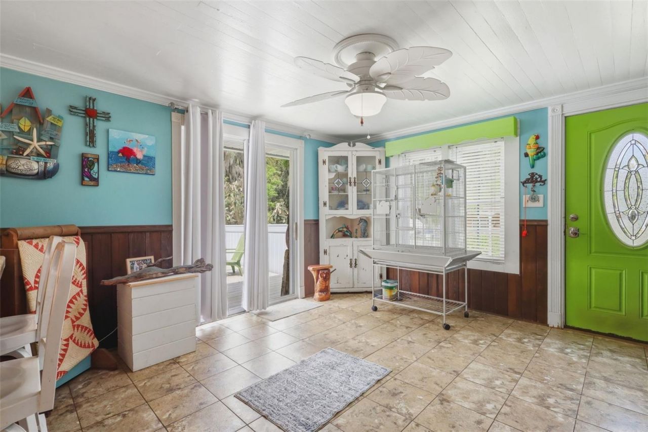 460 Alhambra Avenue, De Leon Springs, FL 32130 Photo