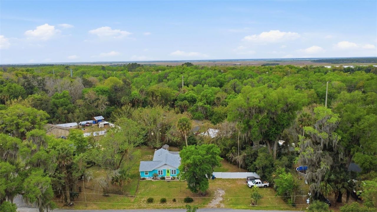 460 Alhambra Avenue, De Leon Springs, FL 32130 Photo