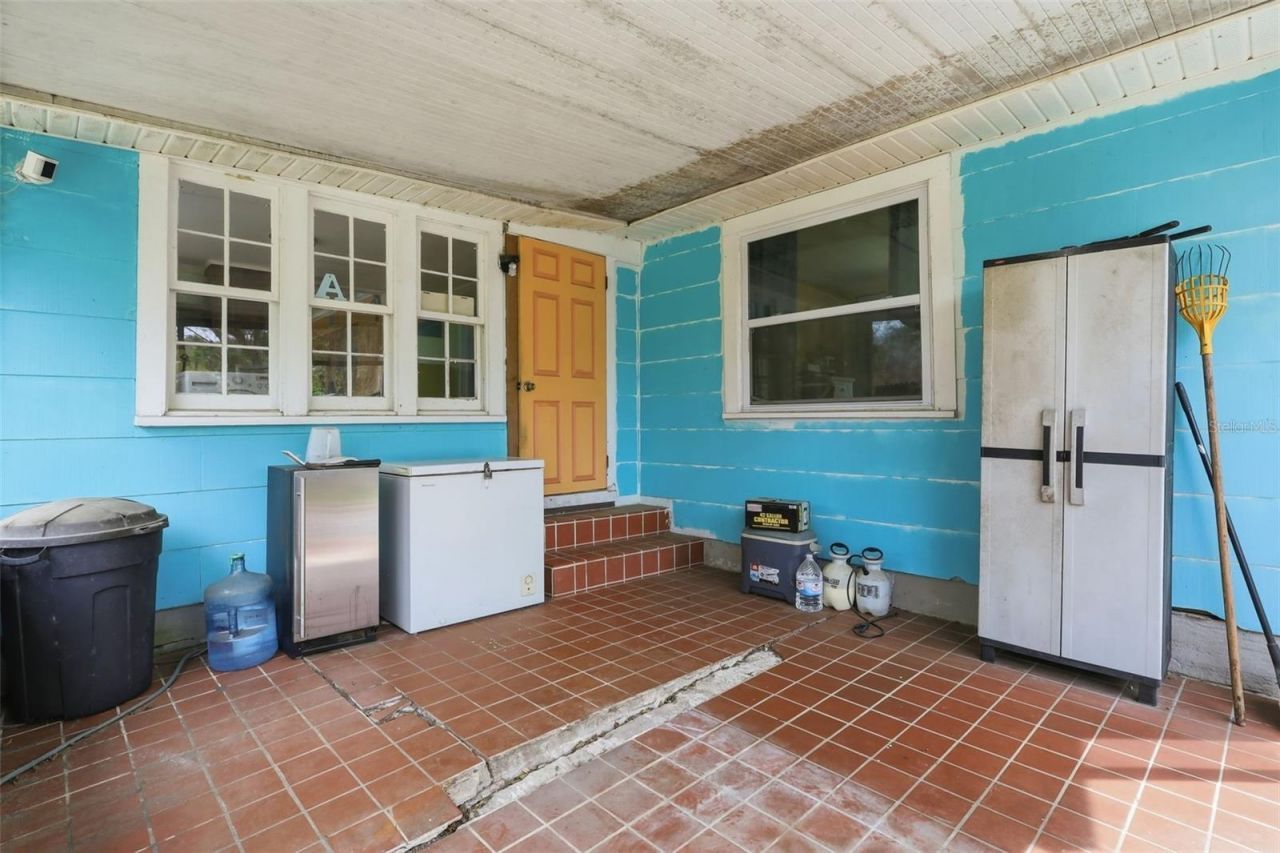 460 Alhambra Avenue, De Leon Springs, FL 32130 Photo