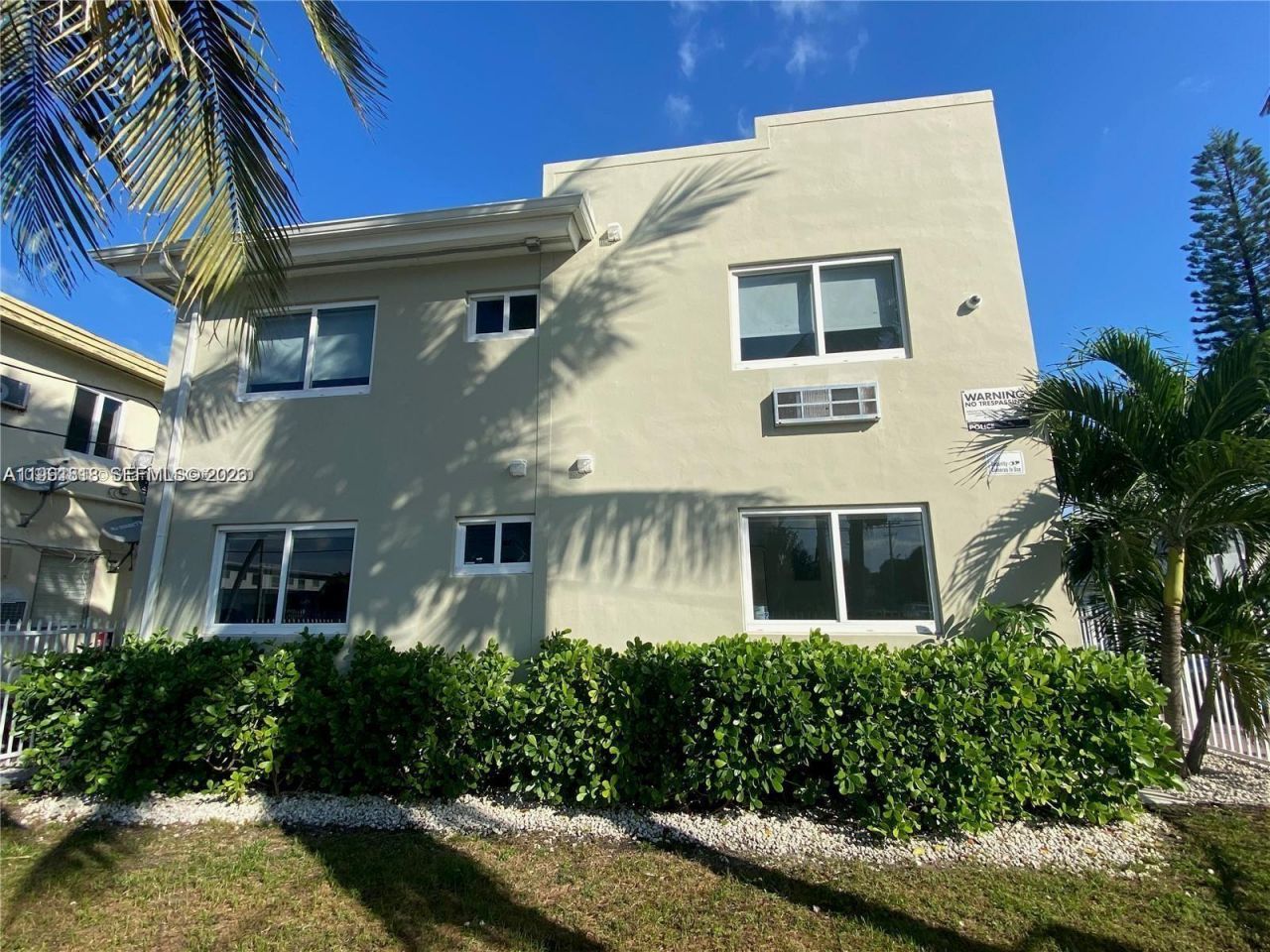 625 77th St, Unit 2, Miami Beach, FL 33141 Photo