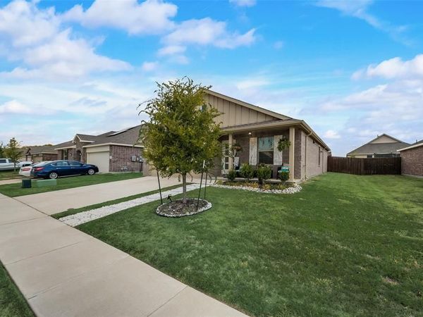1602 Stonefield Drive, Anna, TX 75409