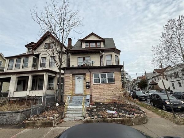 569 Broadway, PATERSON, NJ 07514