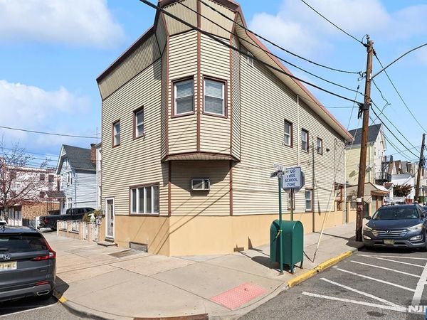 131 Johnston Avenue, KEARNY, NJ 07032