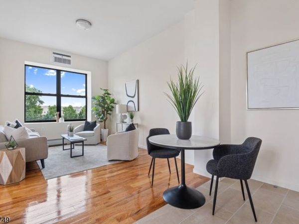 520 Belleville Ave, Unit E208, Belleville, NJ 07109