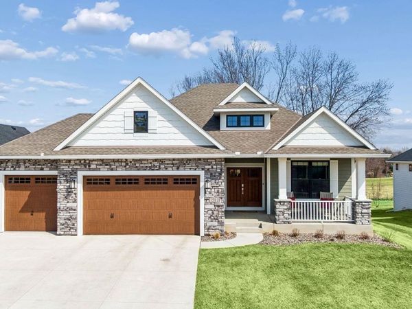 1581 Palmer Drive N, Lake Elmo, MN 55042