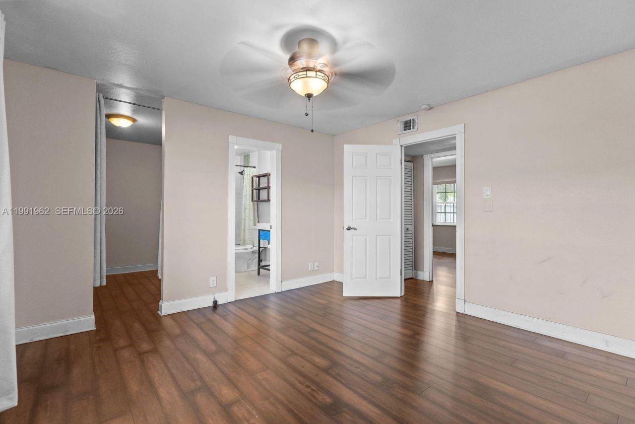 8069 SW 18th Ct, Unit 4-7, Davie, FL 33324 Photo