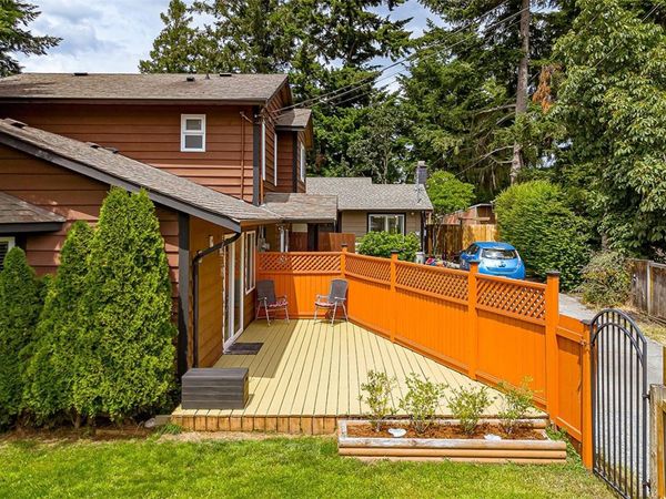 614 Evans Dr, Unit #A, Colwood, BC V9B 5E4