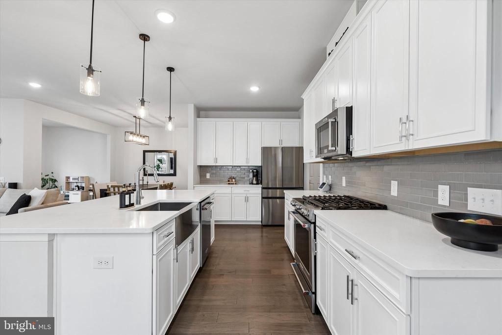 619 AMERICA DRIVE, HORSHAM, PA 19044