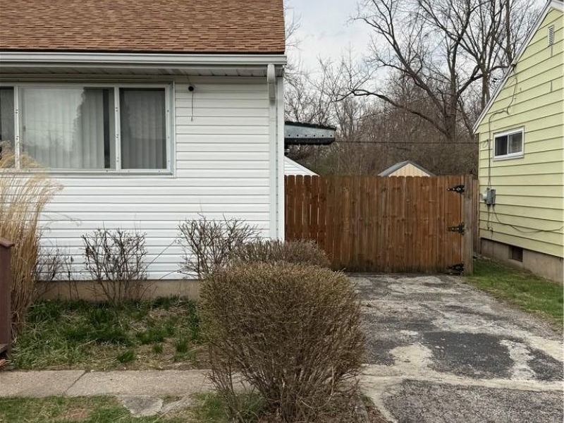 235 Loretta Drive, Dayton, OH 45415 Photo 4