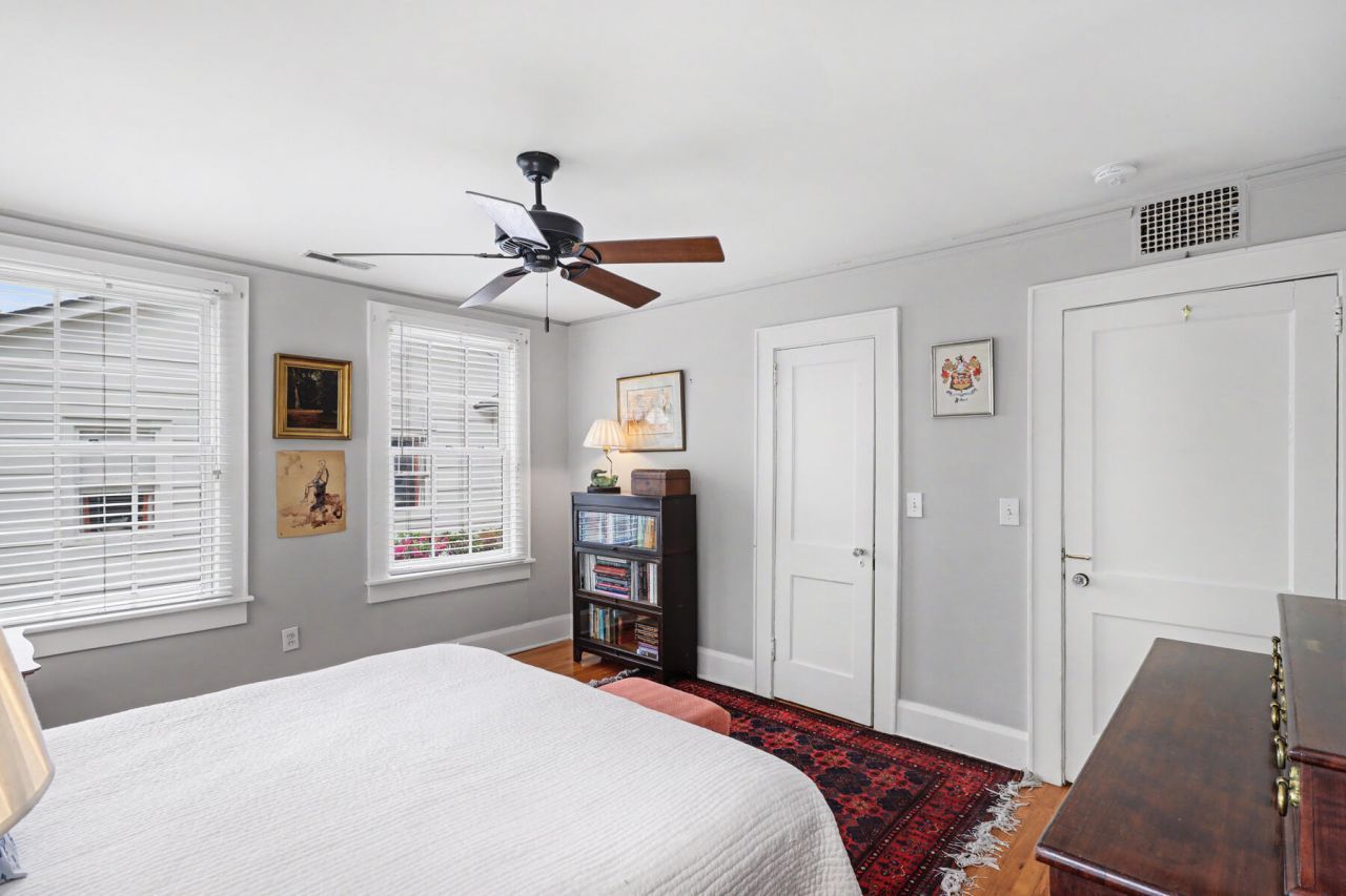 49 Clemson Street Photo 17