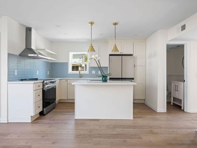 30 Isabella Street, Charleston, SC 29403