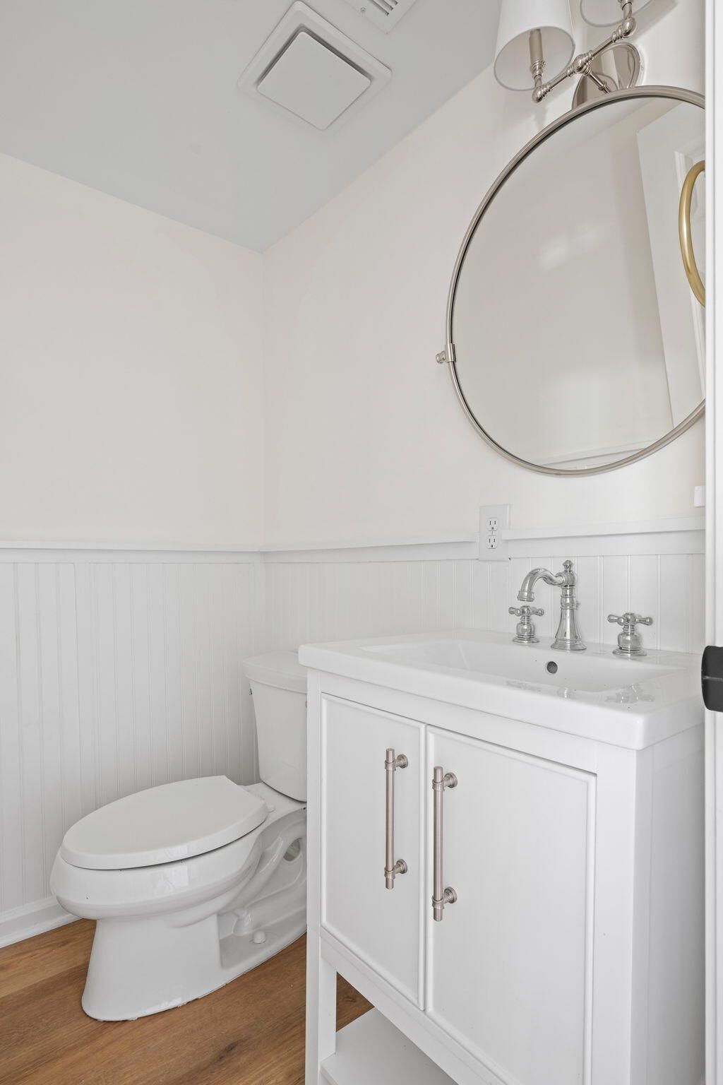 30 Isabella Street Photo 12