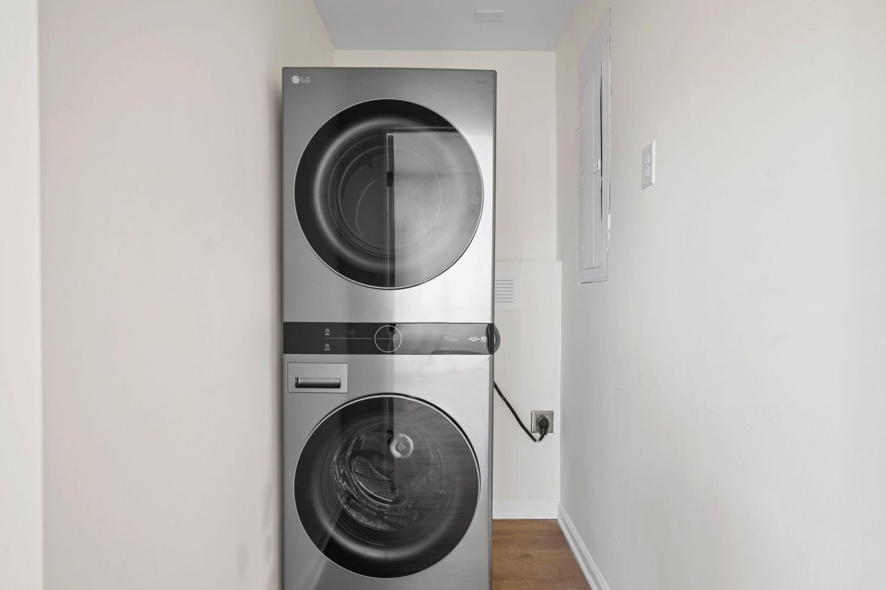 30 Isabella Street Photo 7