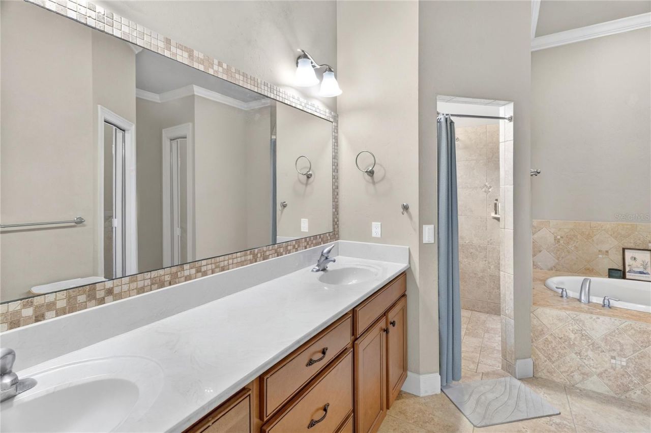 11102 NW 18th Road , Gainesville, FL 32606 Photo