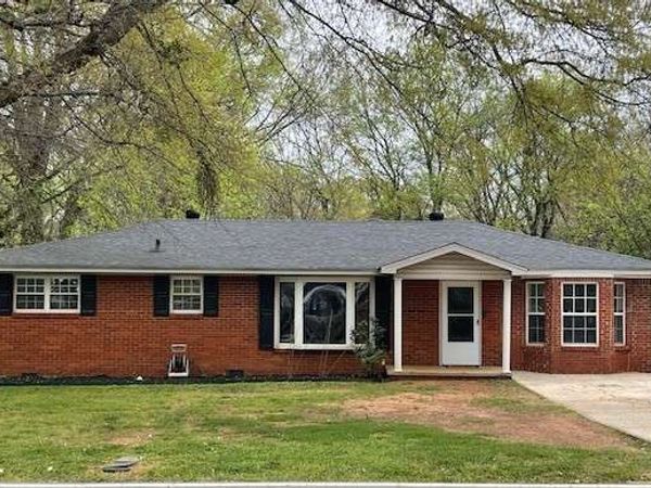 705 Rowland Springs Road, Cartersville, GA 30121