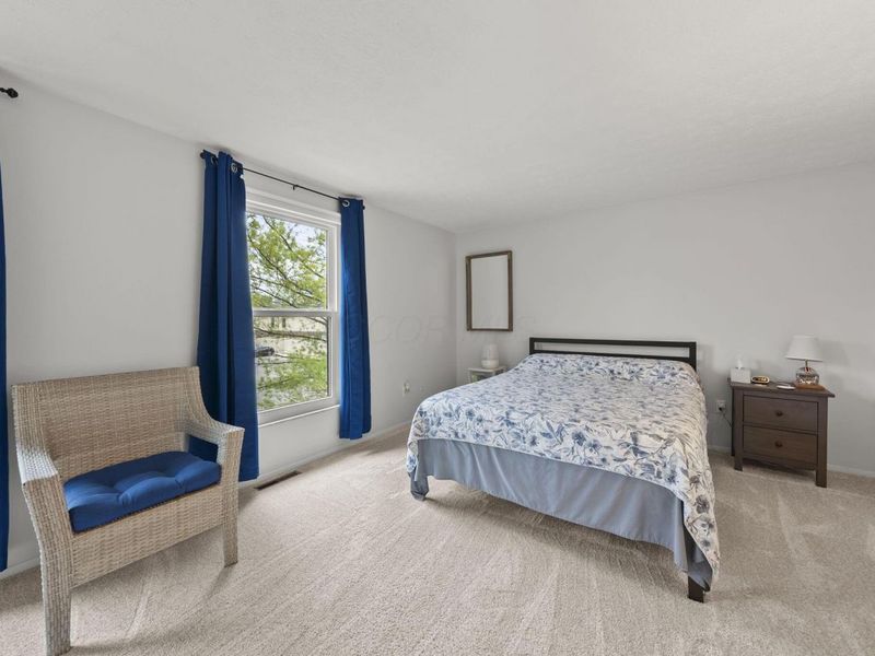 5799 Lucinda Court, Columbus, OH 43232 Photo 12